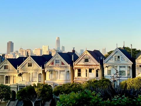 [Photo : Célèbres Painted Laidie à San Francisco]